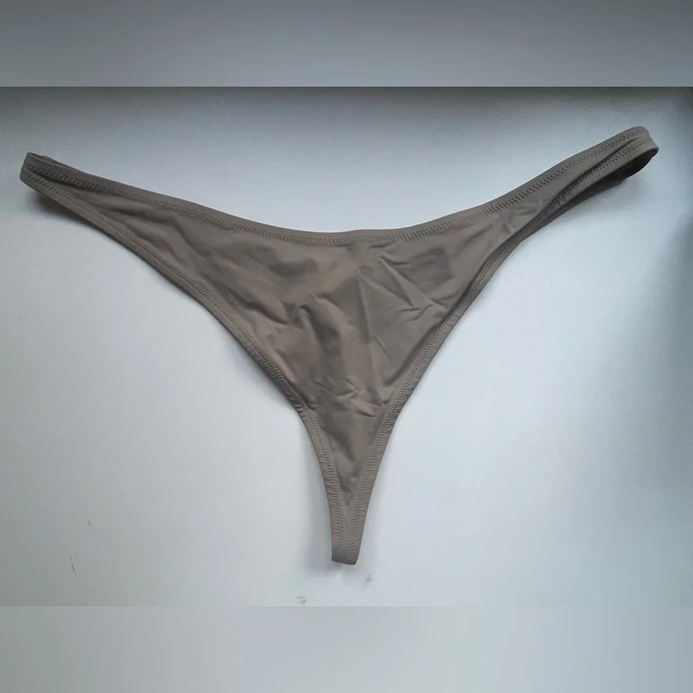 Skim’s Signature Swim Thong Size 3X NWOT Desert Limited Edition Color